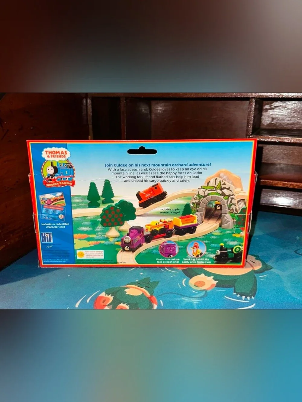 Thomas & Friends Wooden Railway - Culdee & The Apple Orchard Cars LC99127